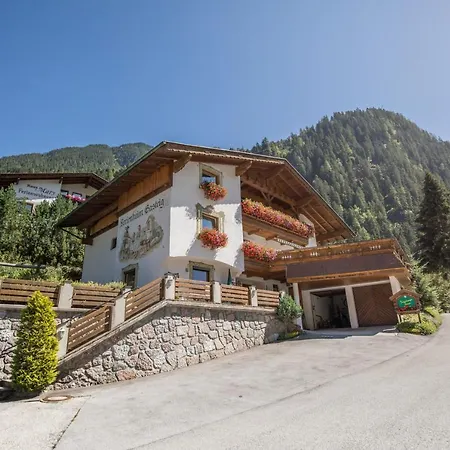 Ferienheim Gasteig * ノイシュティフト・イム・シュトゥーバイタール