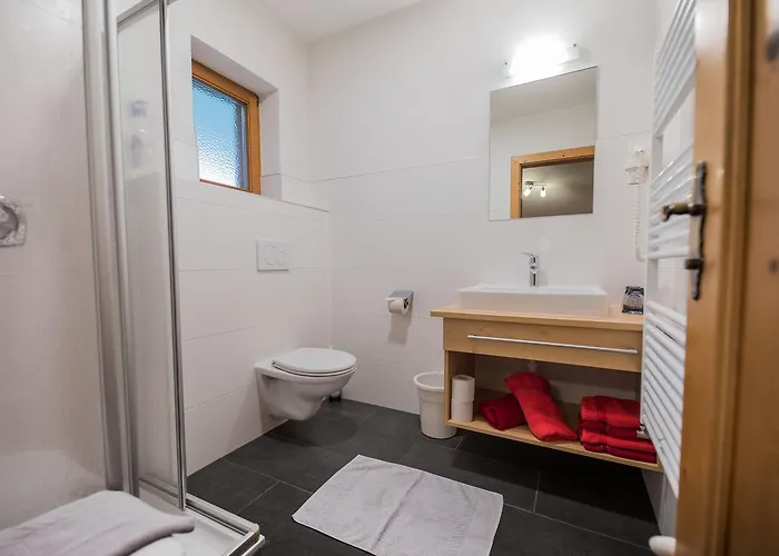 Ferienheim Gasteig * ノイシュティフト・イム・シュトゥーバイタール